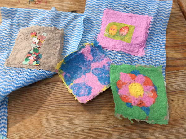 selbst geschöpftes Papier