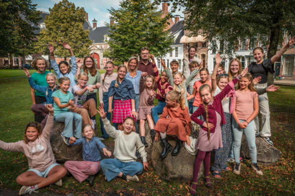 Der Mädchenchor "Roden Girl Choristers" aus Groningen (c) De Vries 2026